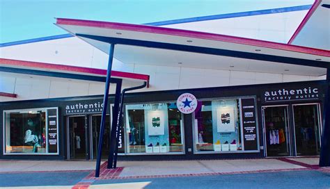 converse store harbour town